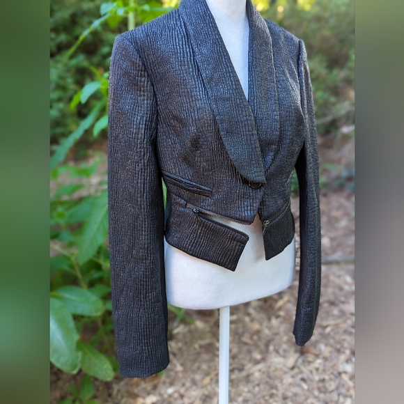 BCBG Crop Blazer puffed 3D shimmery fabric fun side zippers - Picture 3 of 13